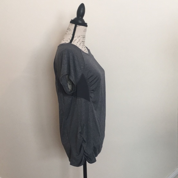 Old Navy Active Wear Top - Picture 3 of 6